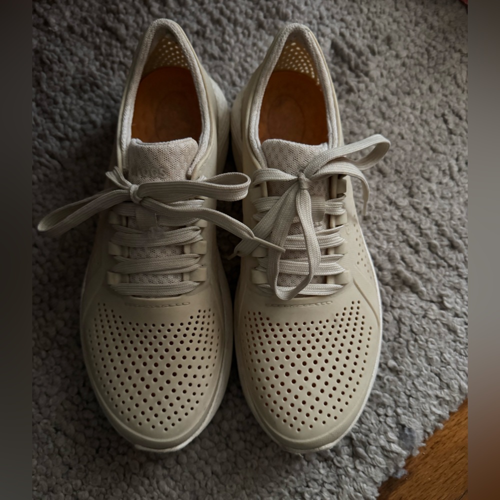 CROCS Cream Literide Sneaker